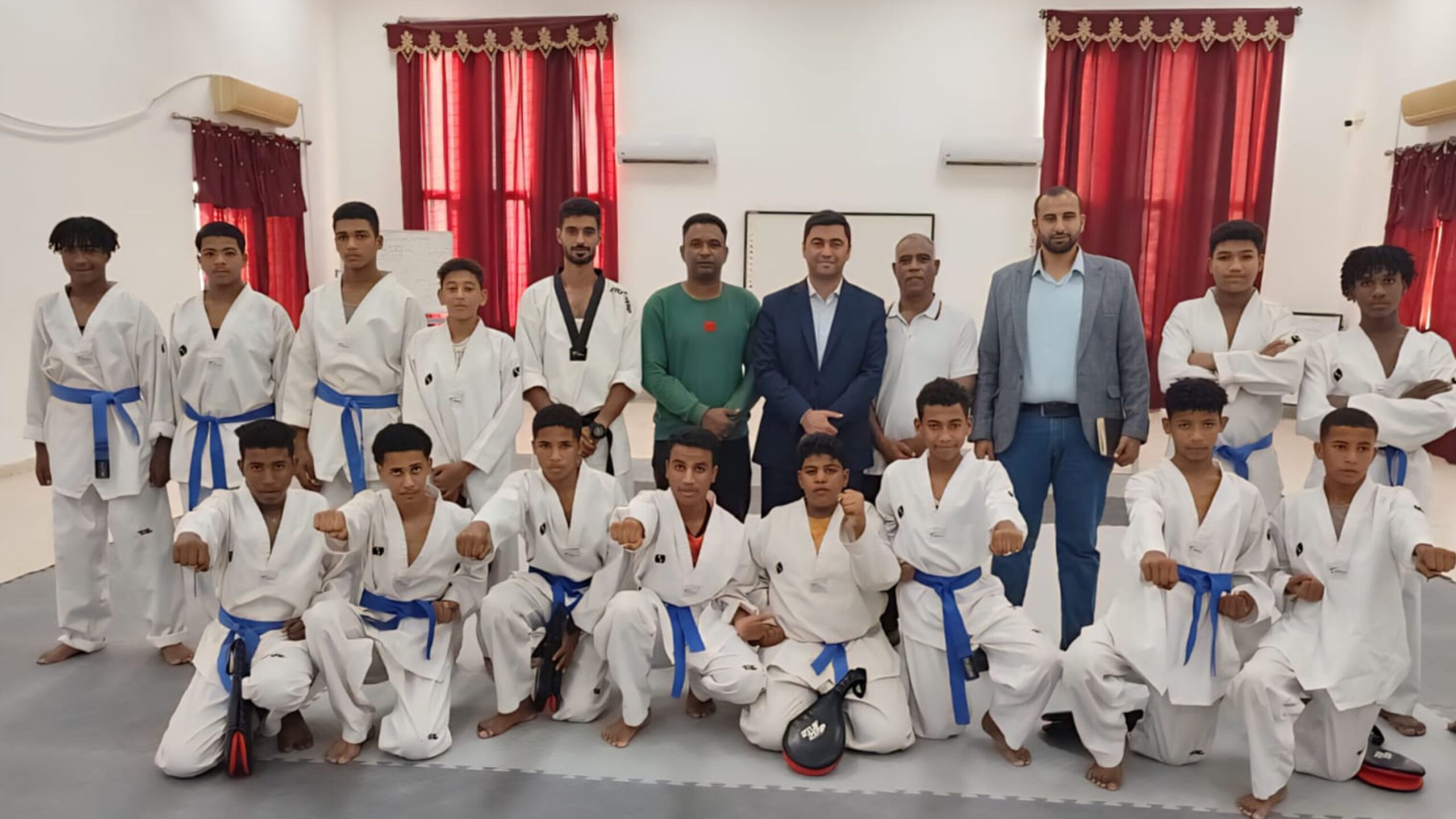 أمين عام "الشباب" يتفقد مراكز في عمان والكرك