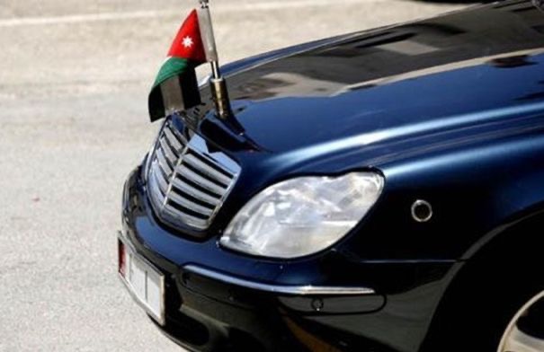 كيف سيصبح شكل لوحات المركبات الحكومية والرسمية بعد إقرار التعديلات على نظام اللوحات؟