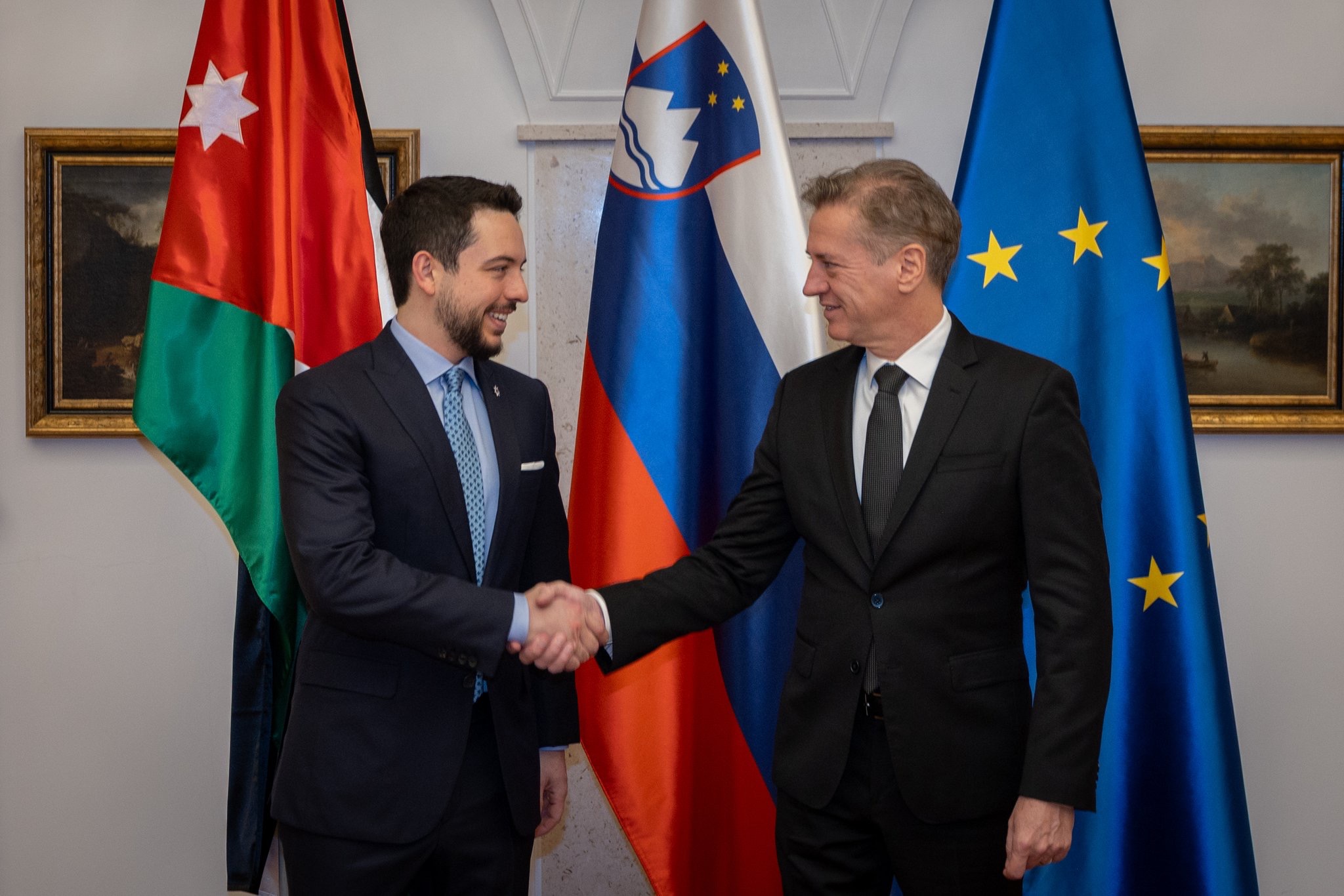 عاجل | سمو الأمير الحسين بن عبدالله الثاني في استقبال رسمي لدى وصوله إلى سلوفينيا