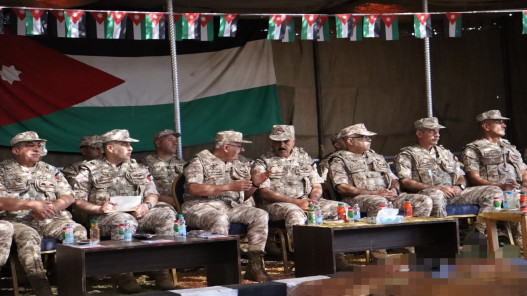 صورة حول : لواء الشهيد وصفي التل ينفذ تمرين “زئير الأسود” لتعزيز الجاهزية والكفاءة القتالية لواء الشهيد وصفي التل ينفذ تمرين “زئير الأسود” لتعزيز الجاهزية والكفاءة القتالية