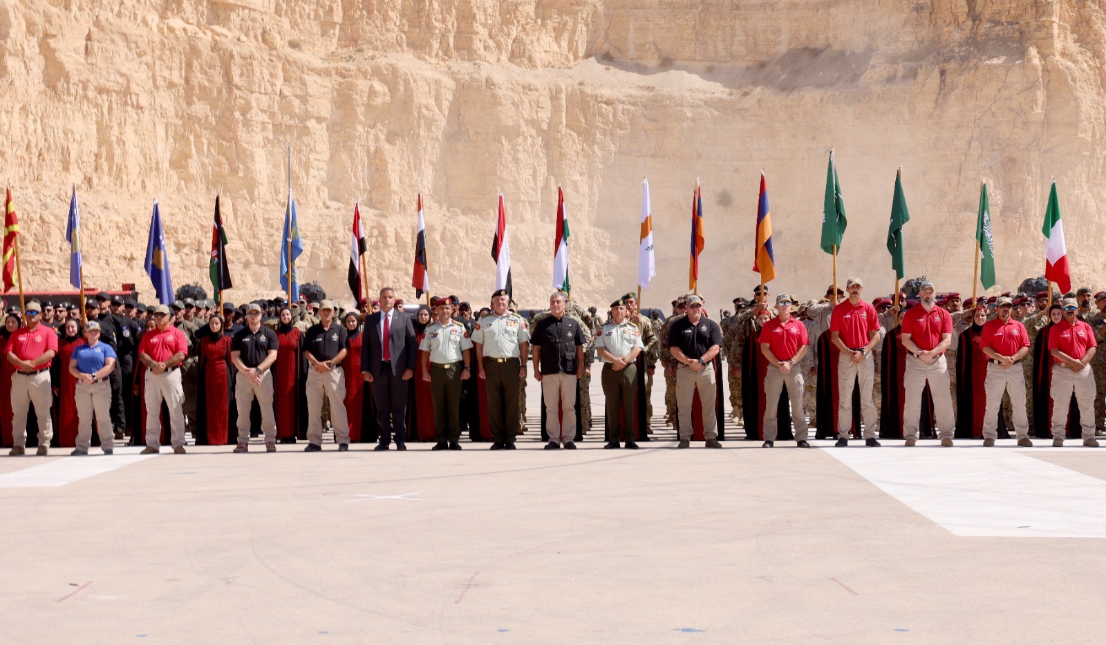 انطلاق مسابقة المحارب الدولية الرابعة عشر في مركز الملك عبدالله الثاني "صور"