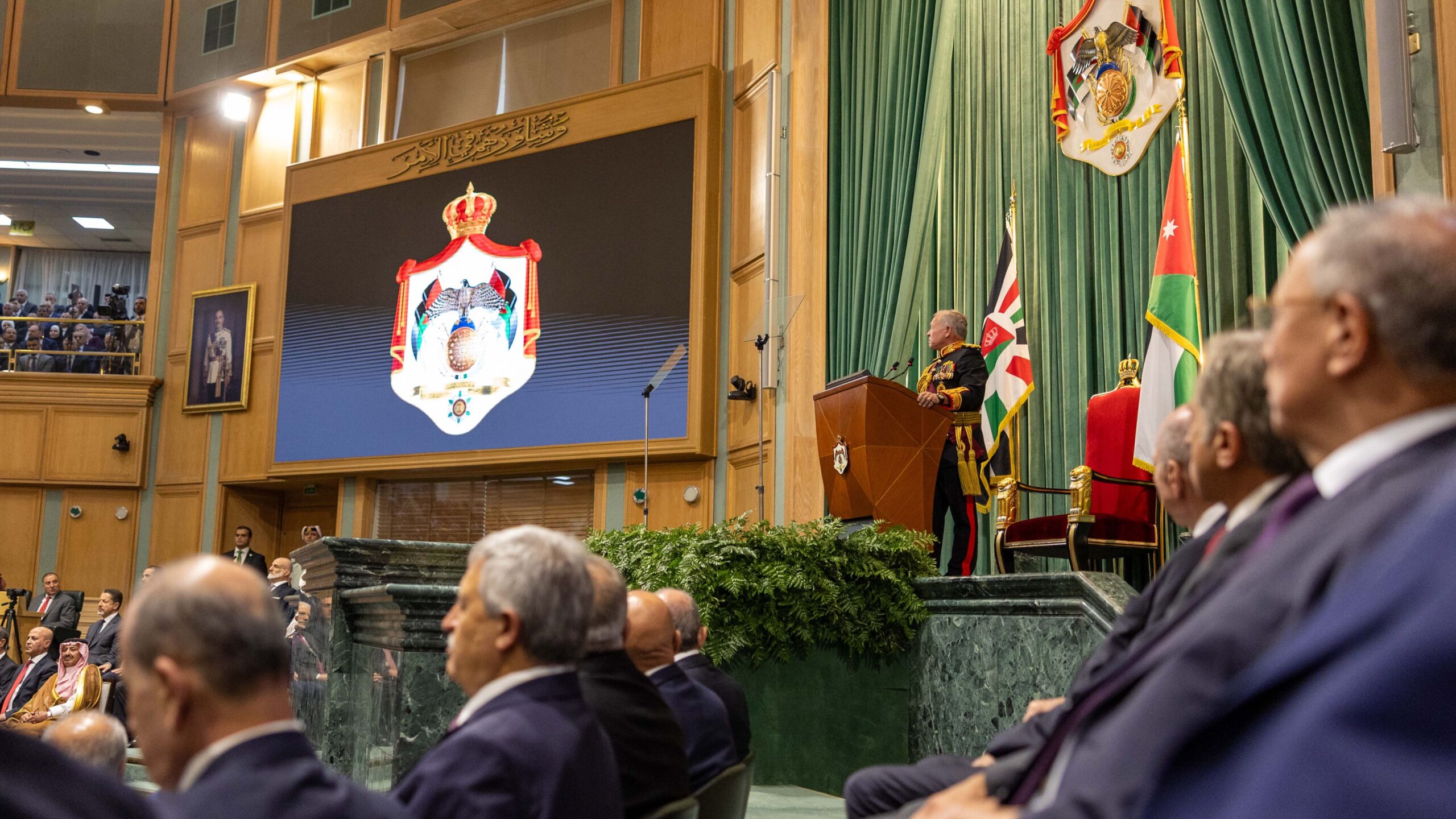 أكاديميون وقانونيون: خطاب العرش يجسد إرادة التحديث والإصلاح