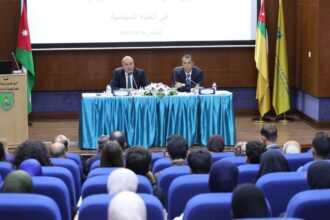 العودات يطلق من “الأردنية” مشروع حواريات لتعزيز مشاركة طلبة الجامعات في الحياة السياسية