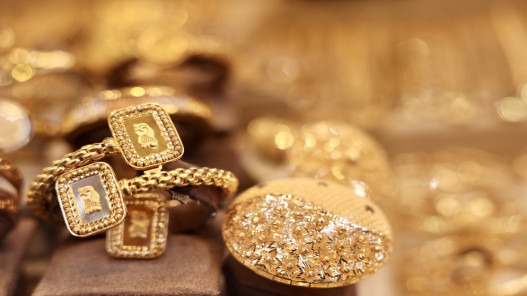 الذهب يشتعل في التسعير المسائية