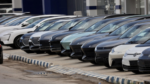 صورة حول : الجمارك: 18 ألف مركبة تحتاج للتخليص داخل المنطقة الحرة الجمارك: 18 ألف مركبة تحتاج للتخليص داخل المنطقة الحرة