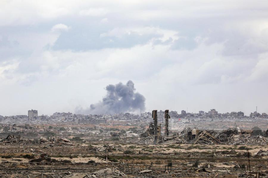 صورة حول : الاحتلال ينفذ عمليات نسف متعددة بغزة الاحتلال ينفذ عمليات نسف متعددة بغزة