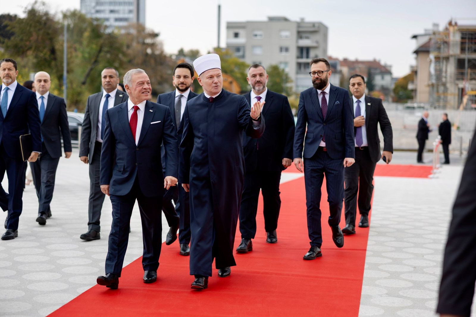 الملك وولي العهد يزوران المركز الثقافي الإسلامي ومسجد ليوبليانا في سلوفينيا