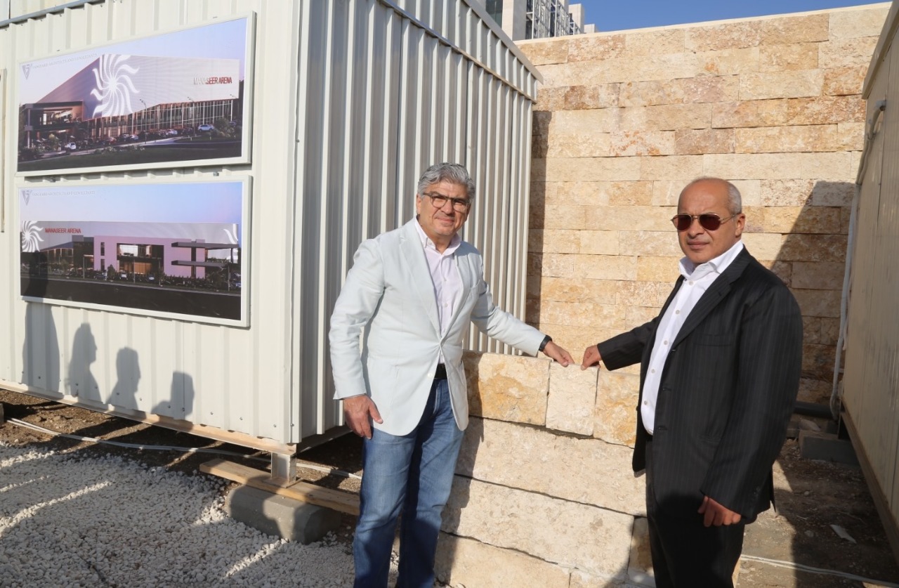 صورة حول : مجموعة المناصير تضع حجر الأساس لمشروع "المناصير أرينا" لرياضة البادل في مجمّع الملك الحسين للأعمال مجموعة المناصير تضع حجر الأساس لمشروع "المناصير أرينا" لرياضة البادل في مجمّع الملك الحسين للأعمال