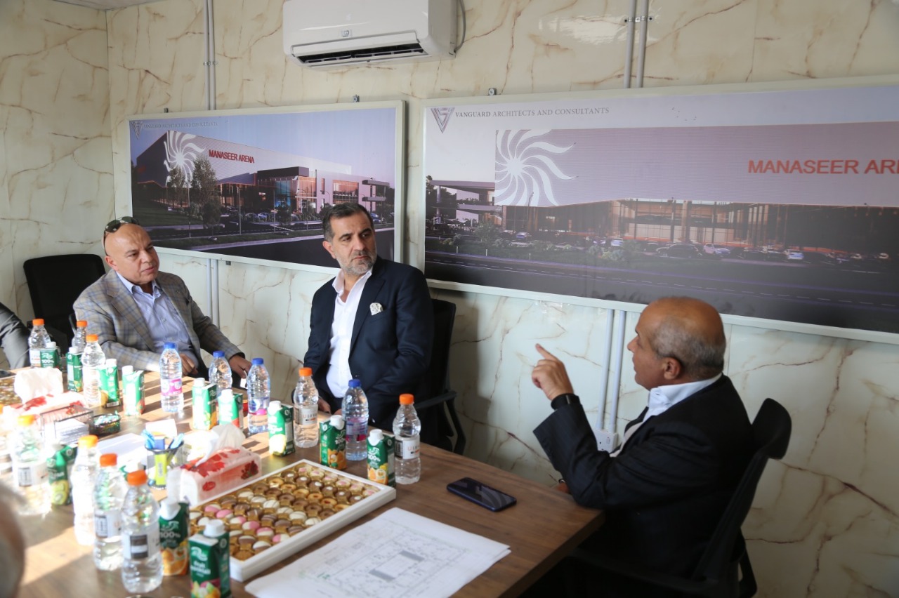 مجموعة المناصير تضع حجر الأساس لمشروع "المناصير أرينا" لرياضة البادل في مجمّع الملك الحسين للأعمال