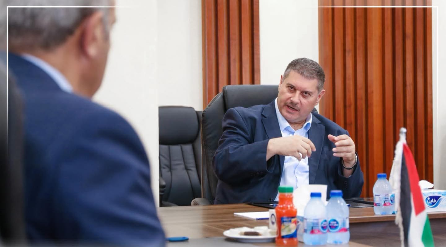 الشواربة يطلع على الخطة الاستراتيجية لسلطة العقبة الخاصة والمخطط الشمولي للمدينة