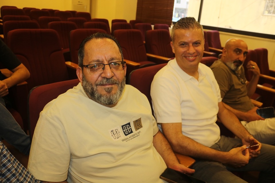 ناشرو المواقع الإخبارية الإلكترونية يشكلون ثلاث لجان لحل ازمتها مع نقابة الصحفيين "صور"