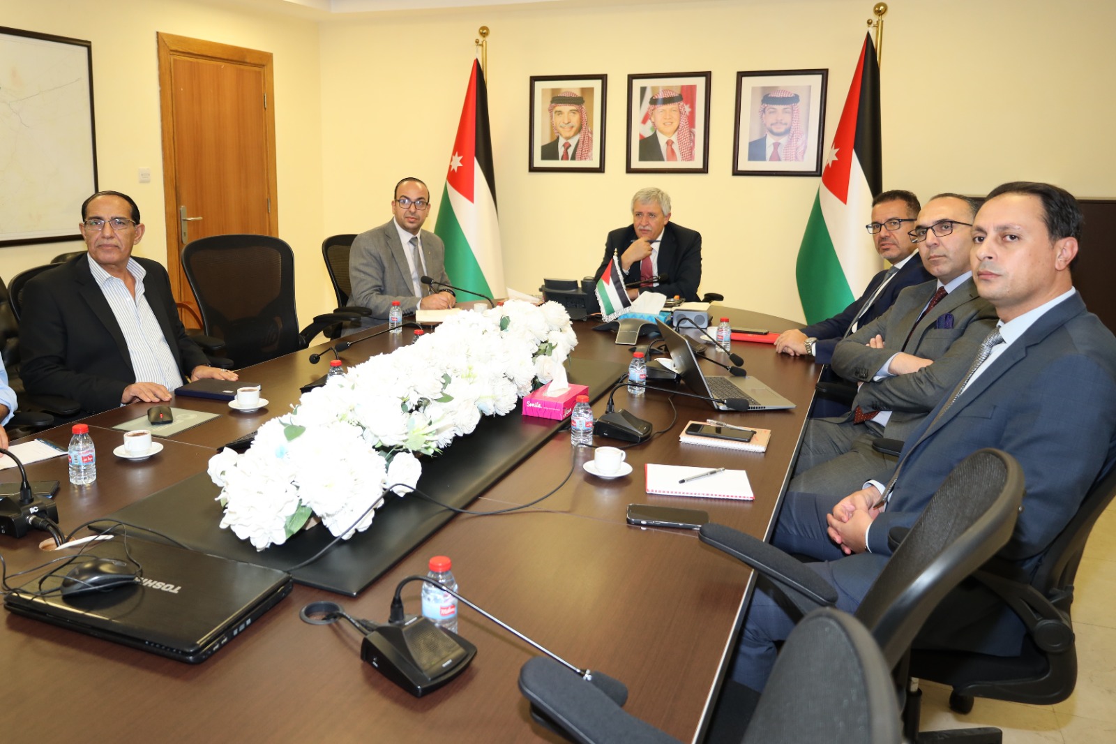 وزير النقل يبحث مع الملكية الأردنية تطوير عمليات الشحن الجوي