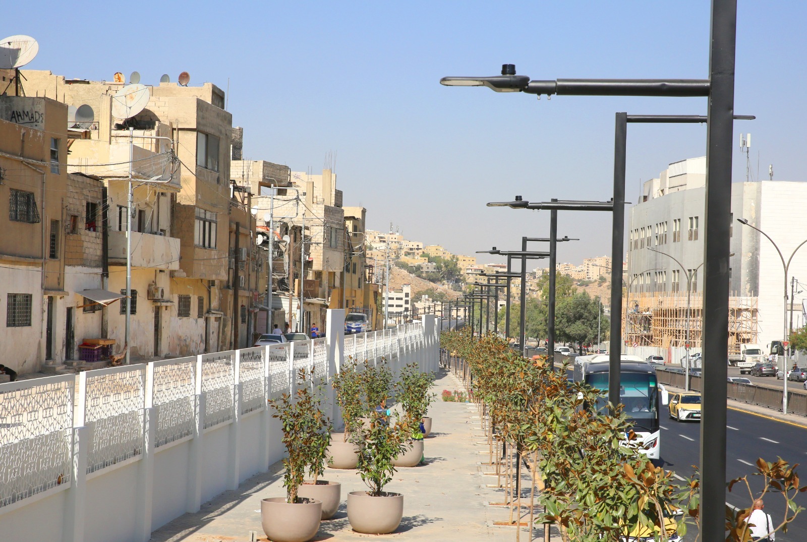 أمانة عمان تنهي المرحلة الثالثة لتجميل شارع الجيش