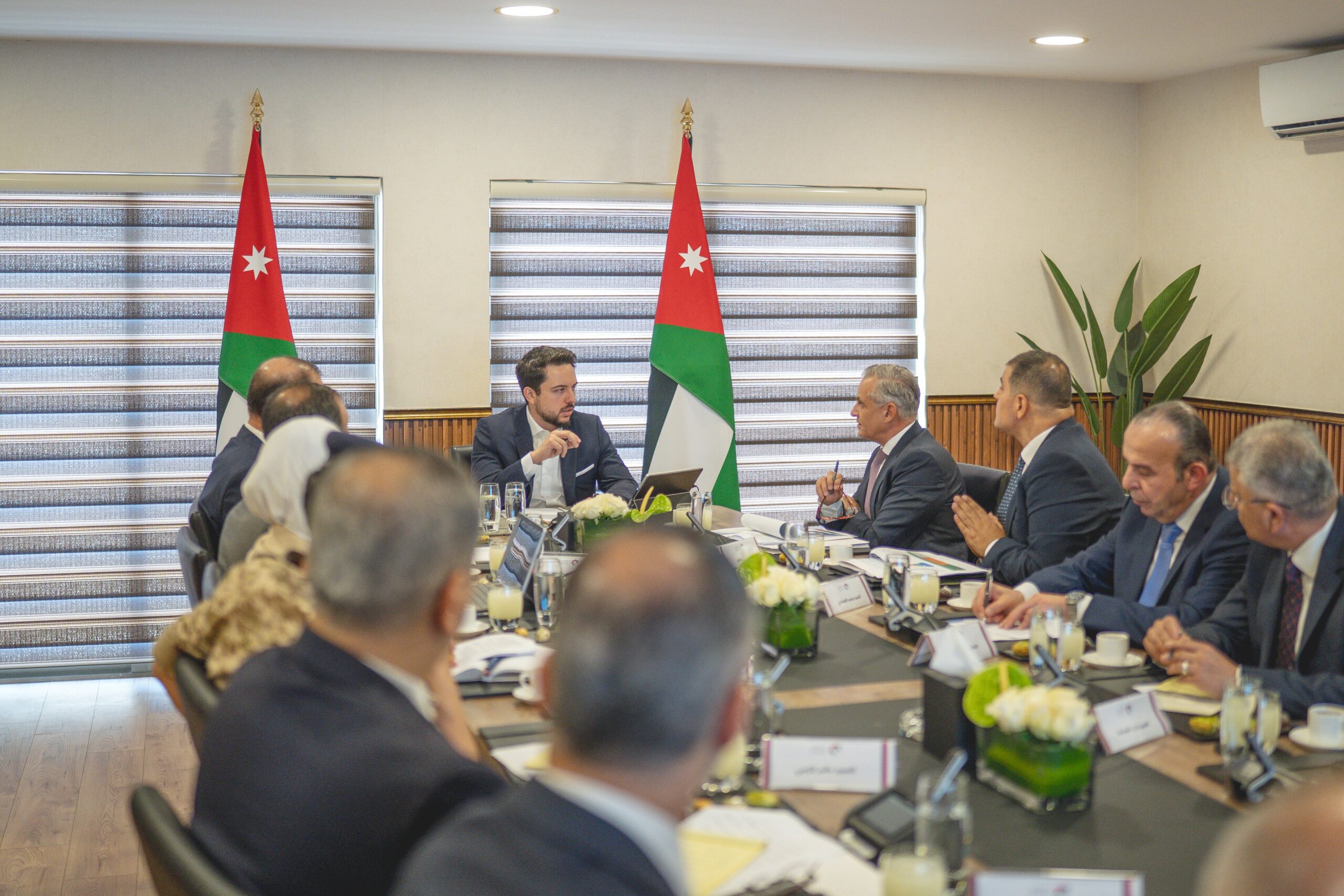 صورة حول : ولي العهد يؤكد أهمية توفير بيئة رقمية موثوقة للمؤسسات الحكومية والخاصة. ولي العهد يؤكد أهمية توفير بيئة رقمية موثوقة للمؤسسات الحكومية والخاصة.