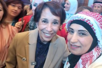 الإعلامية العربية: بين القوة الرقمية ومسؤولية الكلمة