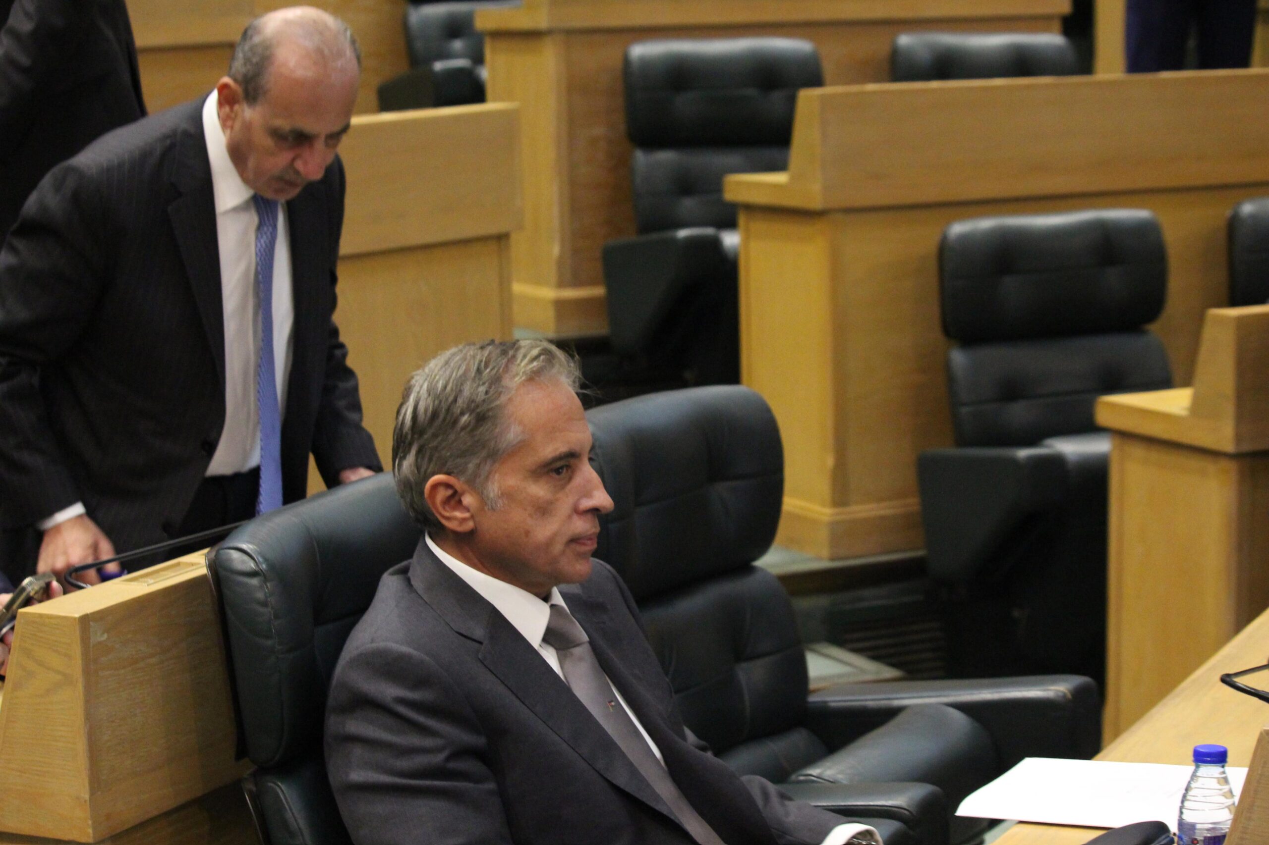 بالفيديو والصور… لقطات من مجلس النواب قبيل مناقشة خدمة العلم