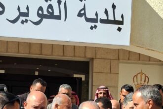 وزير الإدارة المحلية يتابع ميدانياً جاهزية بلديتي القويرة والجفر لفصل الشتاء