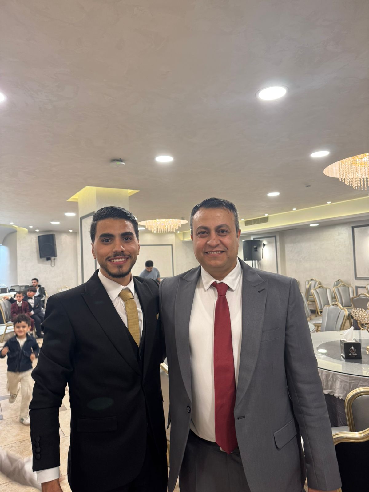 عايد حلمي نجاجره يهنئ ابن اخته العريس عمر اياد عوض الله