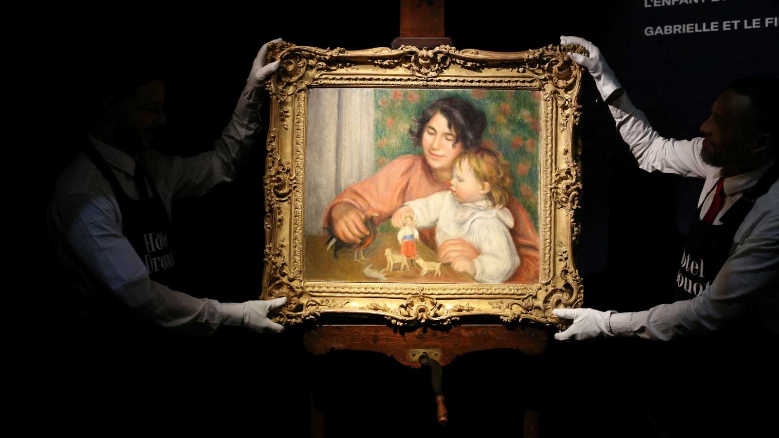 الطفل وألعابه تُباع بـ1.8 مليون يورو 