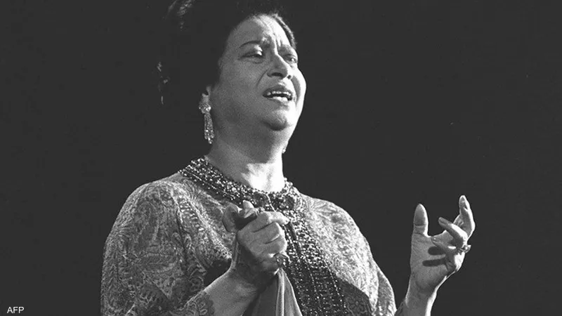 صورة حول : "إنت عمري" على إحدى إذاعات القرآن الكريم.. وبيان رسمي يوضح السبب "إنت عمري" على إحدى إذاعات القرآن الكريم.. وبيان رسمي يوضح السبب