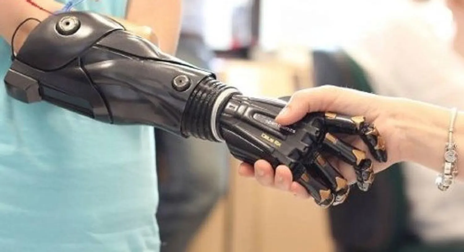 صورة حول : باحثون أميركيون يبتكرون عضلات اصطناعية ذكية تحاكي الإنسان باحثون أميركيون يبتكرون عضلات اصطناعية ذكية تحاكي الإنسان