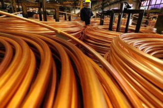تراجع يومي للنحاس والألمنيوم رغم مكاسب أسبوعية