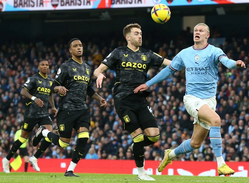 أستون فيلا يسقط مانشستر سيتي في فخ الهزيمة