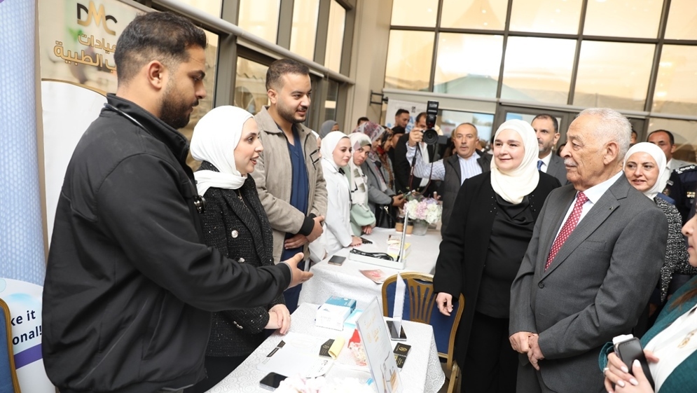 العيسوي يرعى فعاليات يوم طبي مجاني في نادي خريجي الكلية العلمية الإسلامية