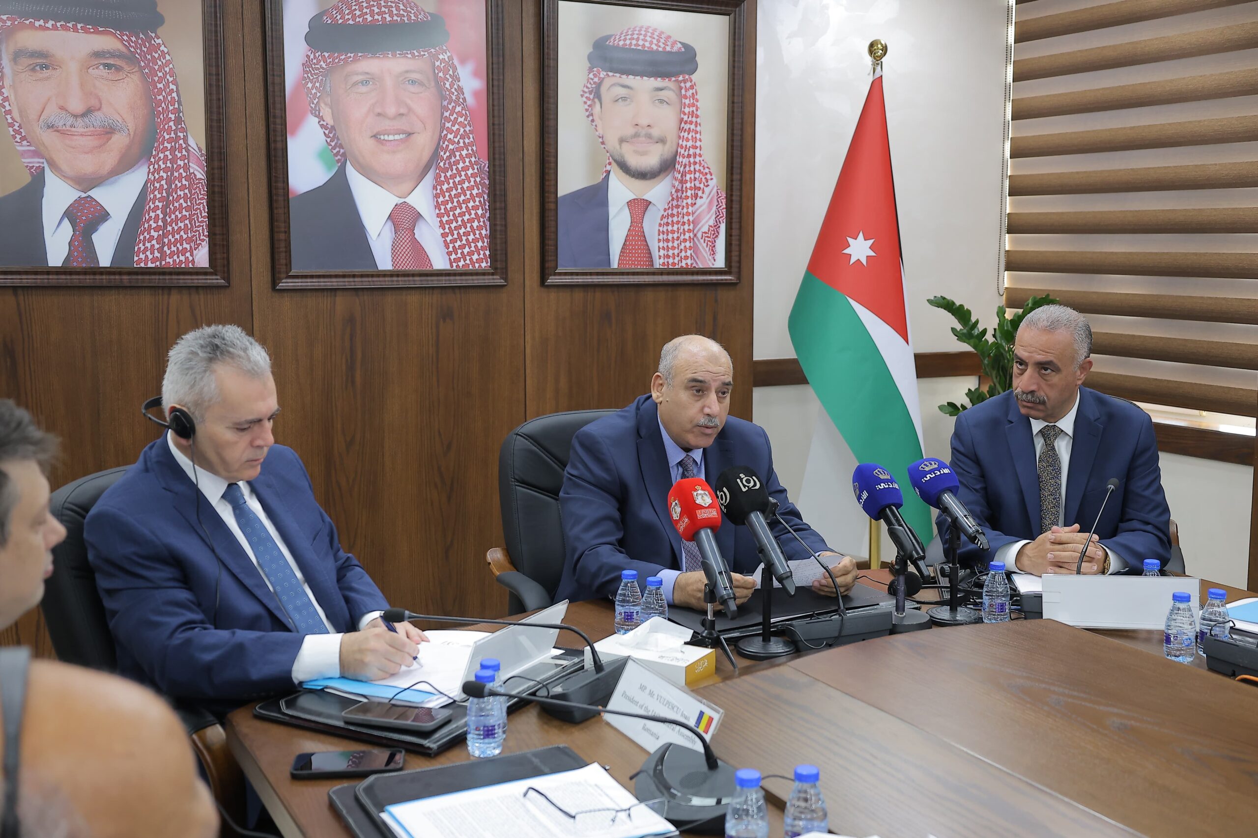 القاضي يفتتح أعمال المؤتمر العام للجمعية البرلمانية الدولية للأرثوذكسية