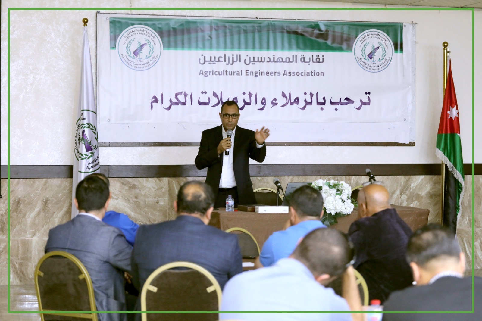 صورة حول : "المهندسين الزراعيين" تستضيف الخبير الرواحنة متحدثاً حول "مستجدات الفيروسات النباتية" "المهندسين الزراعيين" تستضيف الخبير الرواحنة متحدثاً حول "مستجدات الفيروسات النباتية"