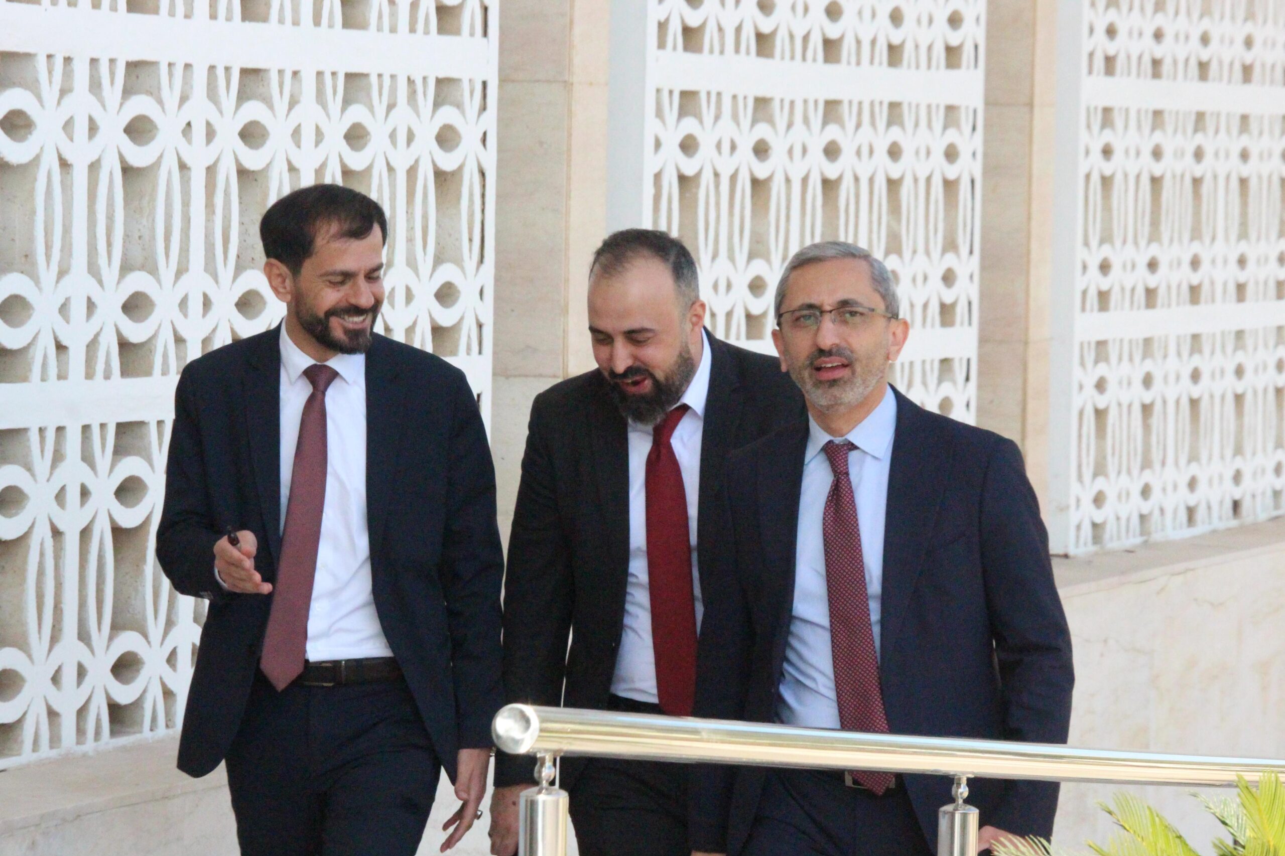 بالفيديو والصور… لقطات من مجلس النواب قبيل مناقشة خدمة العلم