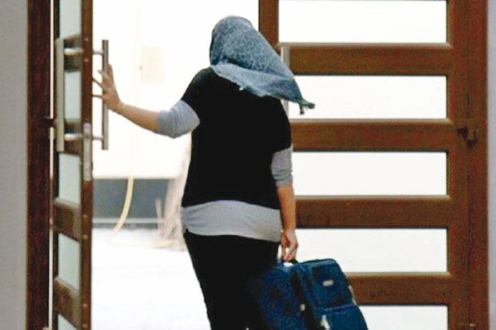 صورة حول : عاجل | الأمن العام يحذر: غرامات وعقوبات لكل من يؤوي أو يوظف خادمة هاربة عاجل | الأمن العام يحذر: غرامات وعقوبات لكل من يؤوي أو يوظف خادمة هاربة