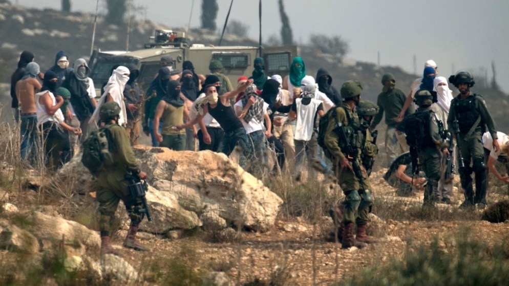 صورة حول : مستوطنون يهاجمون خربة الطويل شرق نابلس مستوطنون يهاجمون خربة الطويل شرق نابلس