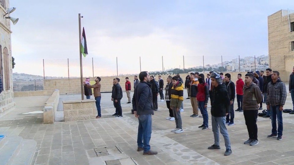 صورة حول : التربية تحسم الجدل حول الطابور الصباحي للعام الدراسي الجديد التربية تحسم الجدل حول الطابور الصباحي للعام الدراسي الجديد