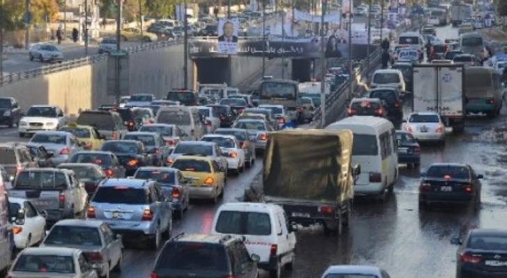 صورة حول : باص يعرقل حركة المرور عند مدخل نفق صويلح لهذا السبب باص يعرقل حركة المرور عند مدخل نفق صويلح لهذا السبب