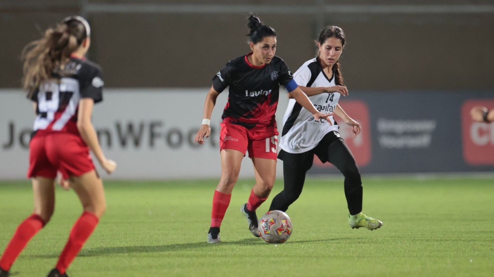 صورة حول : الاتحاد يتصدر دوري المحترفات بعد فوزه الأخير الاتحاد يتصدر دوري المحترفات بعد فوزه الأخير