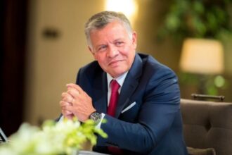 عاجل | الملك يلتقي اليوم بالرئيس السنغافوري