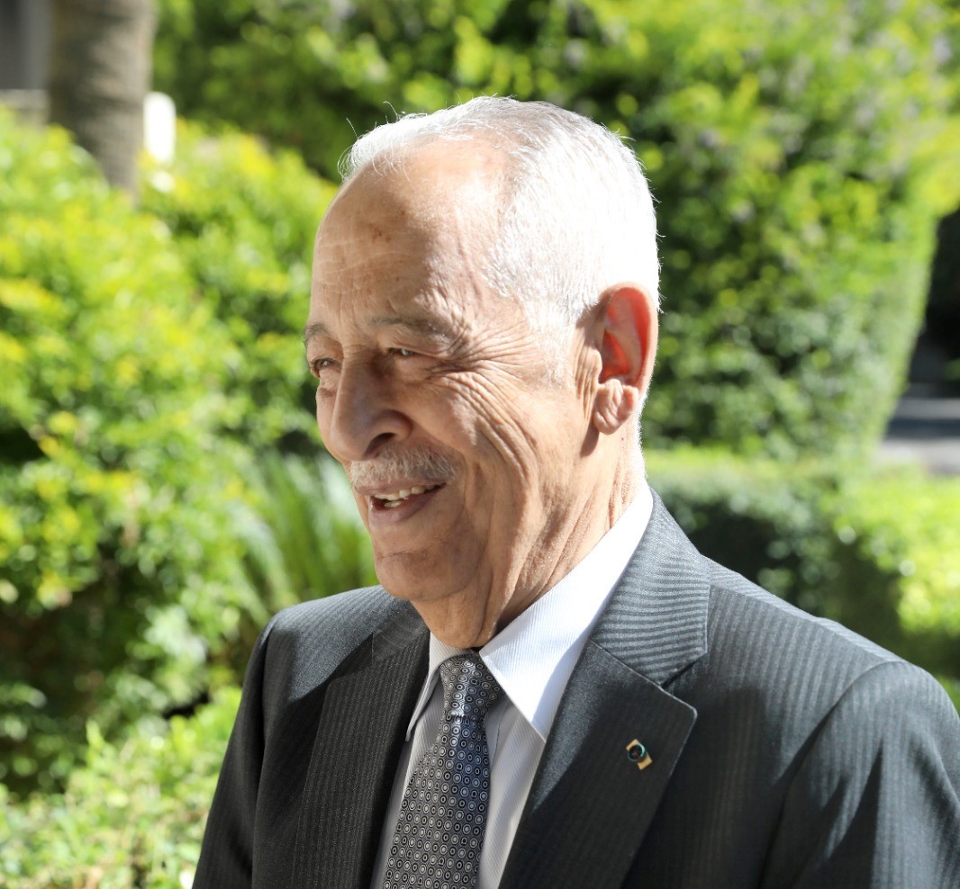 صورة حول : العيسوي.. حضور يصنع الاطمئنان العيسوي.. حضور يصنع الاطمئنان