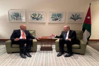 عاجل | الصفدي يلتقي مسؤولين دوليين على هامش حوار المنامة 2025