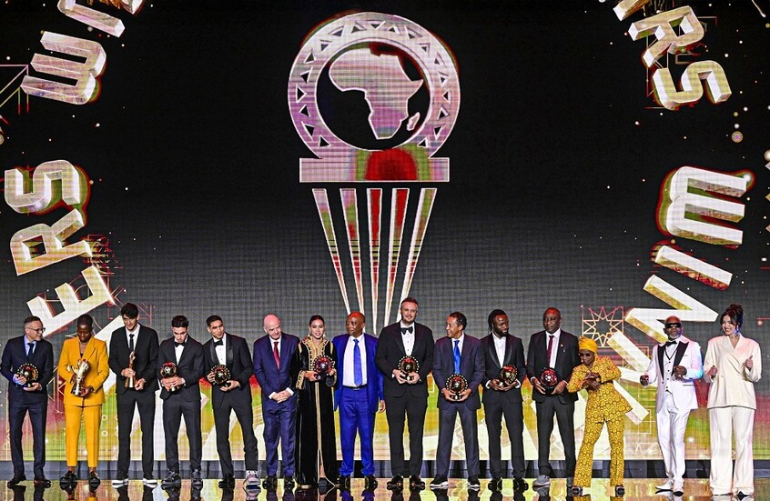 صورة حول : قائمة الفائزين بجوائز الاتحاد الإفريقي لكرة القدم "كاف" لعام 2025 قائمة الفائزين بجوائز الاتحاد الإفريقي لكرة القدم "كاف" لعام 2025