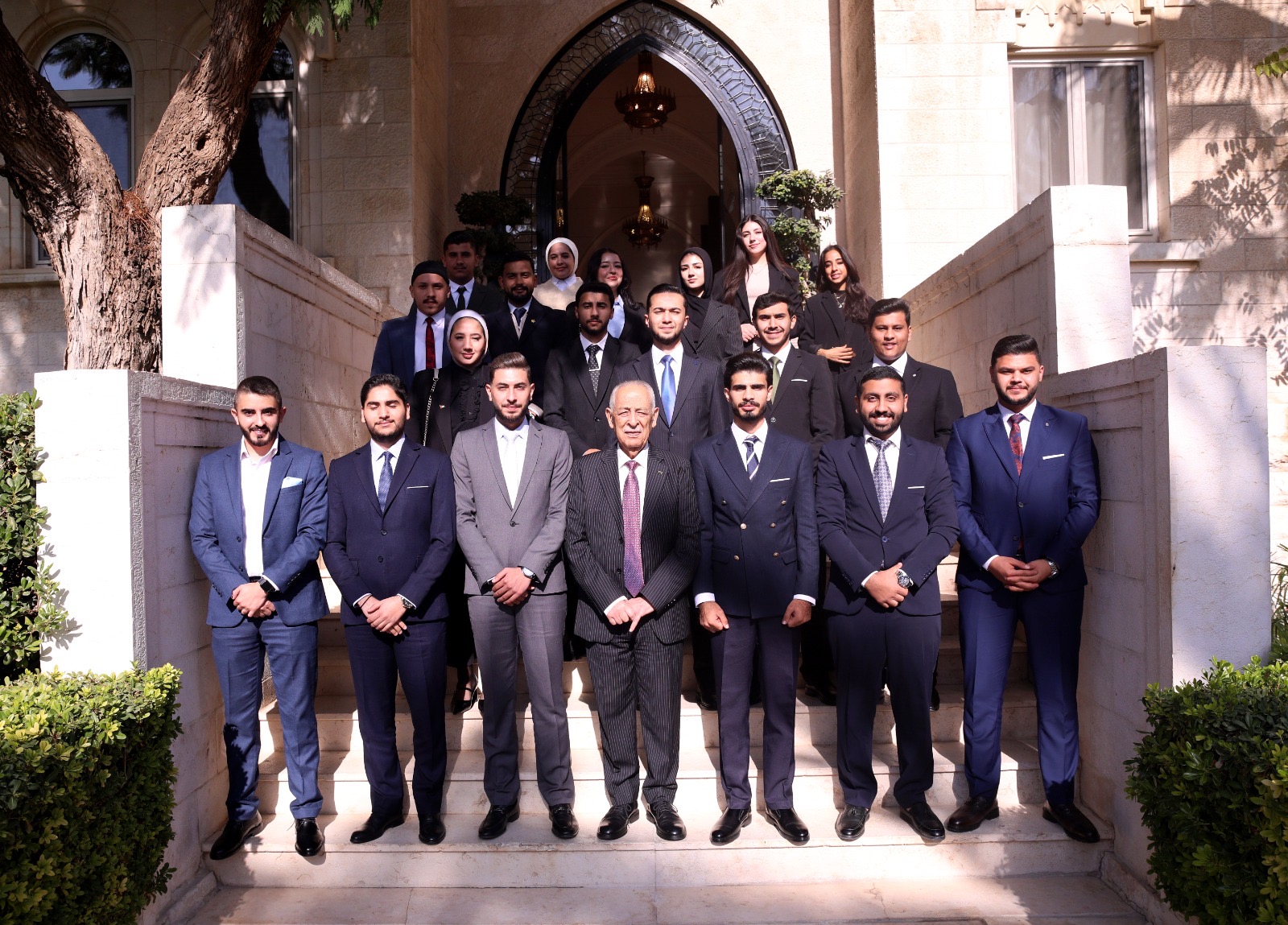 العيسوي: حكمة الملك صمام أمان للأردن ومحرّك مسيرة التحديث الشامل