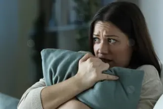 علماء: الخوف معدٍ وينتقل بين البشر والحيوانات