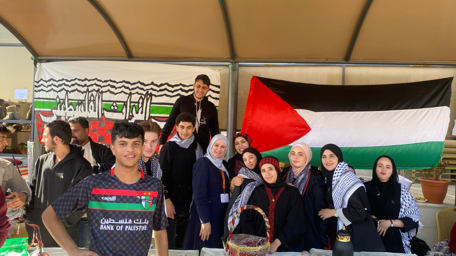 الكلية الجامعية الوطنية للتكنولوجيا تنظم فعاليات اليوم المفتوح