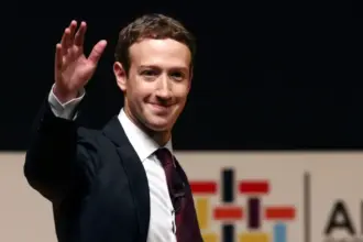 أغنى أثرياء العالم.. زوكربيرغ يخسر مركزه الرابع