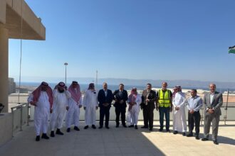 "صناعة عمان" تنظم جولة لوفد سعودي على عدة مرافق اقتصادية بالعقبة
