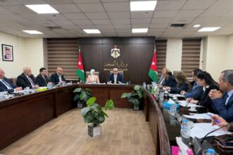 البدور "لمدراء الصحة": تفقدوا جاهزية جميع المراكز الصحية التابعة لكم، ويطلب تقارير بالاحتياجات…