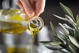 السماح باستيراد 4 آلاف طن من زيت الزيتون لتغطية احتياجات السوق المحلية بالاردن