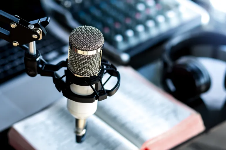 صورة حول : بشر الضرعي: راديو عمان نت أطلق أول إذاعة مجتمعية يمنية بشر الضرعي: راديو عمان نت أطلق أول إذاعة مجتمعية يمنية