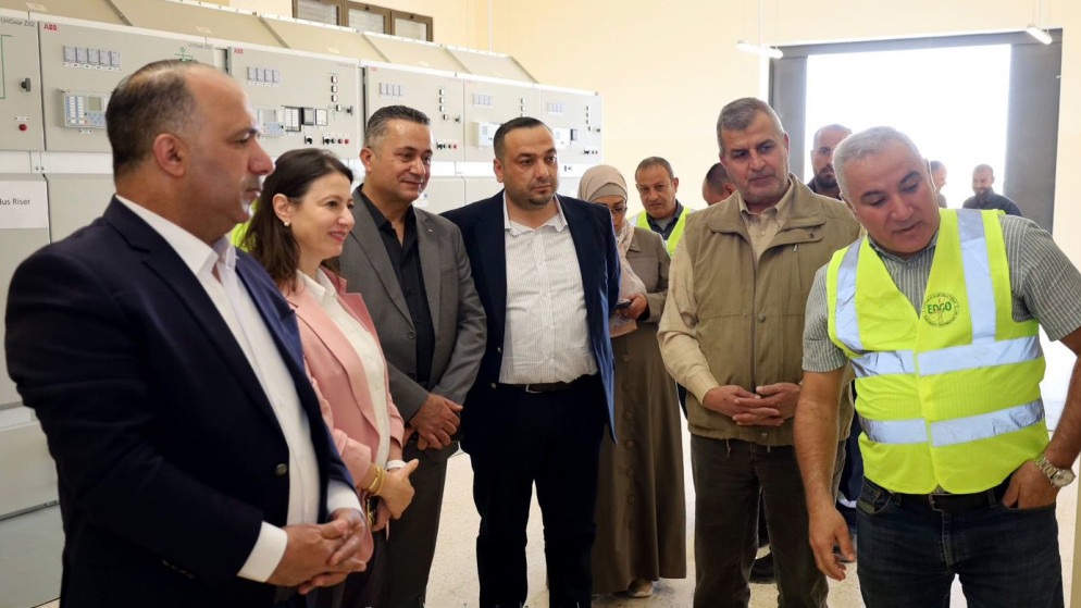 وزير الطاقة يزور محطة الرامة ويستعرض جاهزيتها التشغيلية