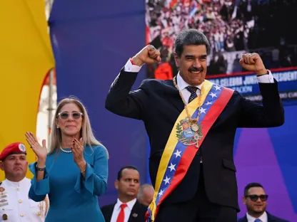 صورة حول : مادورو يؤكد اتصال فنزويلا المستمر مع روسيا مادورو يؤكد اتصال فنزويلا المستمر مع روسيا